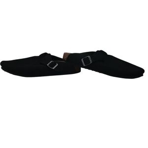 Time and Tru Men's Black Loafers